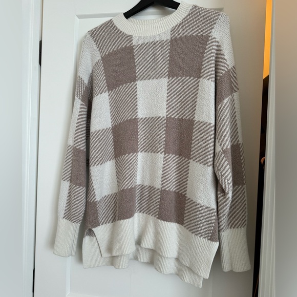 Abercrombie & Fitch Sweaters - 🤍🥂 ABERCROMBIE & FITCH SWEATER 🥂🤍